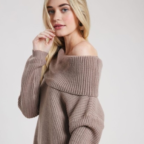 NWT 💞 Long Sleeve Cowl Neck Sweater Top - Picture 2 of 8